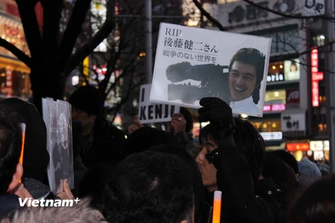 [Photo] Người dân Nhật tưởng niệm các con tin bị IS giết hại