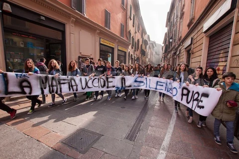 Italy: Hơn 200.000 người đã xuống đường tuần hành chống mafia