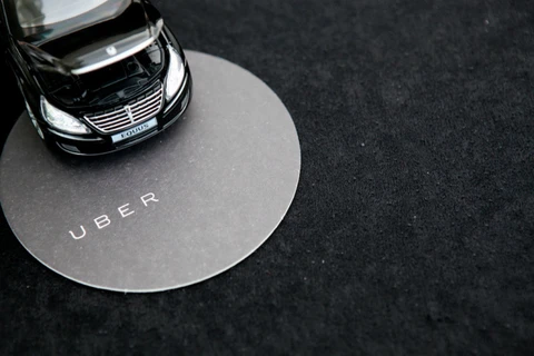 Uber kiện Đức, TBN do cấm kết nối hành khách với tài xế tư nhân