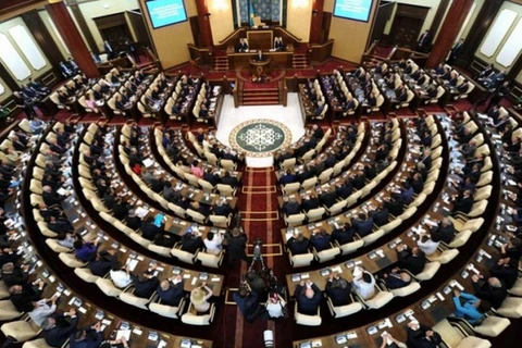 Kazakhstan phê chuẩn thỏa thuận tránh đánh thuế 2 lần với Việt Nam