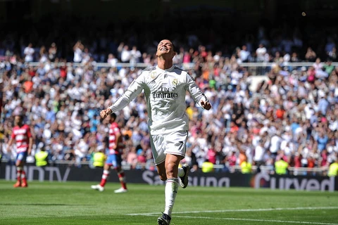 Ronaldo ghi 5 bàn, Real Madrid giành chiến thắng không tưởng