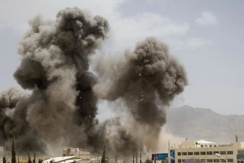 Mỹ bắt đầu tiếp nhiên liệu cho chiến dịch không kích tại Yemen