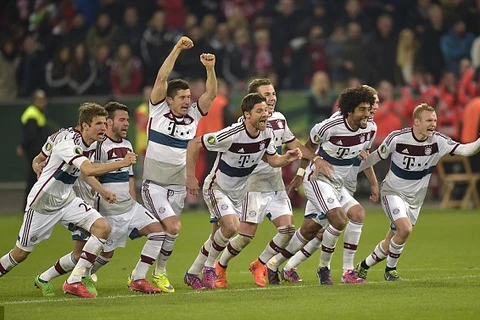 Bayern Munich đại chiến Dortmund ở bán kết sau màn "đấu súng"