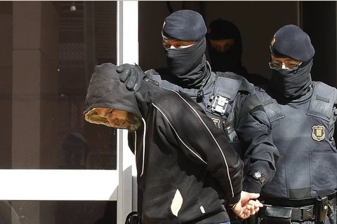 Cảnh sát Tây Ban Nha bắt giữ 11 nghi can Hồi giáo cực đoan