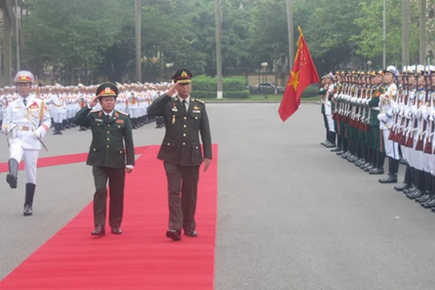 Tư lệnh lực lượng Quốc phòng Thái Lan thăm chính thức Việt Nam 