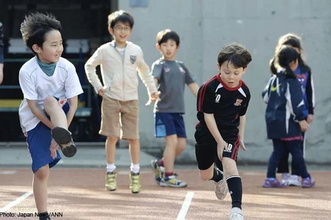 Tỷ lệ trẻ em dưới 14 tuổi ở Nhật Bản giảm xuống mức kỷ lục
