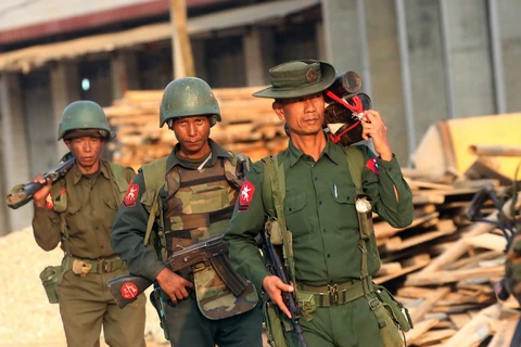 Trung Quốc hối thúc Myanmar điều tra vụ đạn pháo rơi ở Vân Nam