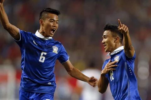 Chanathip Songkrasin (phải) là niềm hy vọng lớn nhất của U23 Thái Lan. (Nguồn:Reuters)