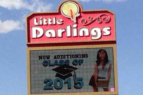 Quảng cáo khuyến khích nữ sinh của câu lạc bộ Little Darlings. (Nguồn: nypost)