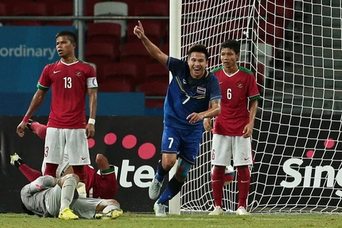 U23 Thái Lan dễ dàng đánh bại U23 Indonesi để vào chung kết.