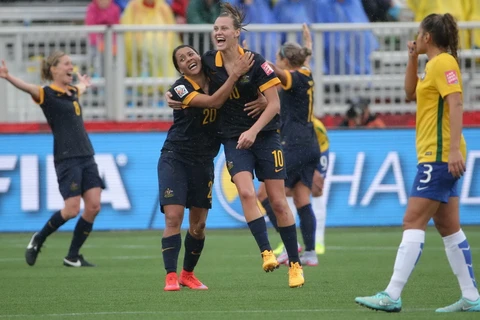 Các cầu thủ nữ Australia gây bất ngờ khi loại Brazil. (Nguồn: eurosport)