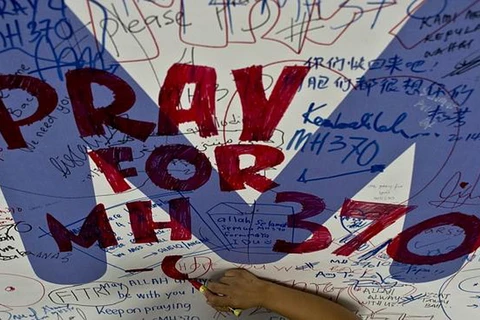 Sự mất tích bí ẩn của chuyến bay MH370 vẫn chưa có đáp án. (Nguồn: dailytelegraph)