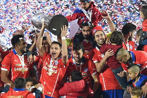 Chile lần đầu tiên vô địch Copa America sau loạt luân lưu 11m
