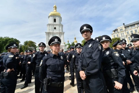 2.000 cảnh sát Ukraine do Mỹ đào tạo nhận nhiệm vụ tại Kiev