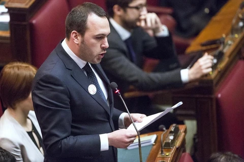 Nghị sỹ Manlio di Stefano - thành viên Ủy ban Đối ngoại Hạ viện Italy. (Nguồn: AP)