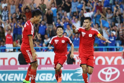 Niềm vui của các cầu thủ Than Quảng Ninh. (Nguồn: TT)