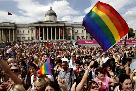 Hơn 750.000 người đã tham gia cuộc diễu hành của người đồng tính tại London năm nay, một con số lớn hơn rất nhiều nếu so với Uganda. (Nguồn: Reuters)