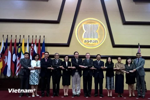 Các đại biểu tại Cuộc họp lần thứ 5 Ủy ban hợp tác chung ASEAN-Australia. (Ảnh: Đỗ Quyên/Vietnam+)