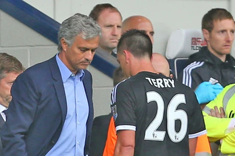 Mourinho thất vọng với Terry. (Nguồn: AP)
