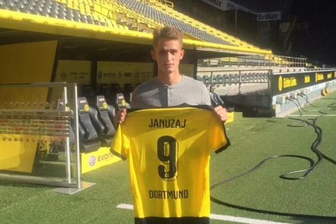 Januzaj chia tay Manchester United đầu quân cho Dortmund. (Nguồn: DM)