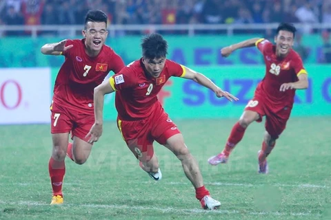 Tuyển Việt Nam tăng 1 bậc trên bảng xếp hạng FIFA. (Ảnh: Minh Chiến/Vietnam+)