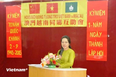 Phó Tổng lãnh sự Việt Nam tại Hong Kong và Macau phát biểu tại lễ míttinh. (Ảnh: Xuân Tuấn-Đức Nam/Vietnam+)