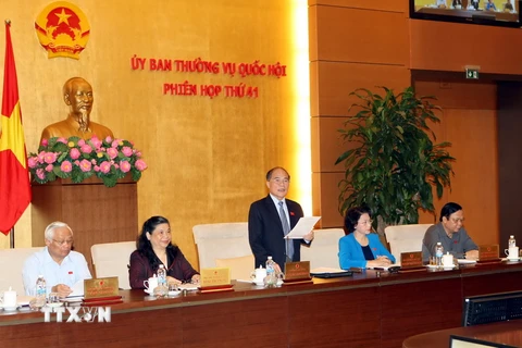 Chủ tịch Quốc hội Nguyễn Sinh Hùng phát biểu khai mạc phiên họp thứ 41 của Ủy ban Thường vụ Quốc hội khóa XIII. (Ảnh: Phạm Kiên​/TTXVN)