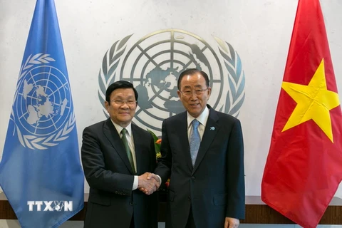 Chủ tịch nước Trương Tấn Sang gặp Tổng thư ký Liên hiệp quốc Ban Ki-moon. (Ảnh: Lê Dương/TTXVN)