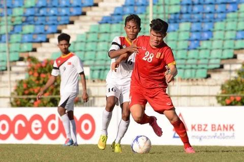 U19 Việt Nam (áo đỏ) sẽ phải sinh tử với U19 Myanmar. (Nguồn: MFF)