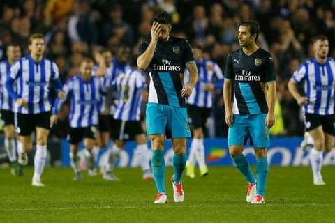 Arsenal xấu hổ trong ngày chia tay Capital One Cup. (Nguồn: AP)