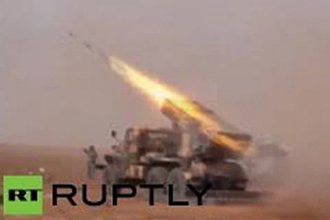 Cận cảnh quân đội Syria tấn công phiến quân IS tại tỉnh Aleppo