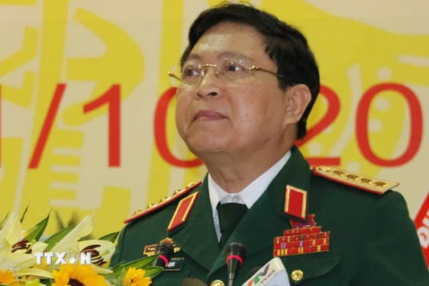 Đại tướng Ngô Xuân Lịch phát biểu. (Ảnh: Minh Trí/TTXVN)