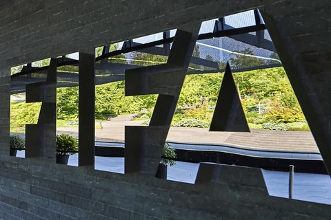 Thụy Sĩ quyết định đóng băng các tài khoản liên quan đến FIFA