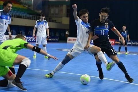 Nhật Bản (áo xanh đen) thua sốc Kyrgyzstan. (Nguồn: AFC)