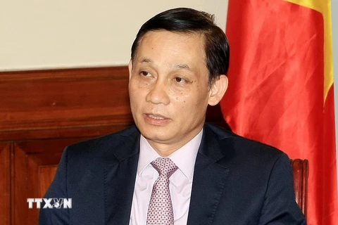 Thủ tướng Chính phủ bổ nhiệm lại ông Lê Hoài Trung giữ chức Thứ trưởng Bộ Ngoại giao. (Ảnh: Phạm Kiên/TTXVN)