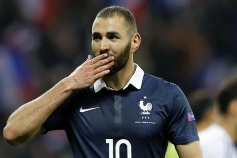 Tiền đạo Karim Benzema trong màu áo tuyển Pháp. (Nguồn: AFP)