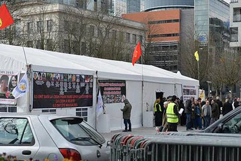 Những người ủng hộ PKK dựng lều ở Brussels. (Nguồn: dailysabah)
