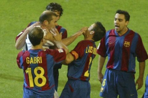 Zidane từng cào mặt Enrique ở cuộc so tài năm 2003. (Nguồn: elmundo.es)