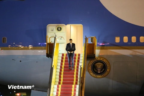 Tổng thống Barack Obama đến Việt Nam. (Ảnh: Lê Minh Sơn/Vietnam+)