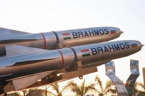 Tên lửa hành trình chống tàu BrahMos. (Nguồn: news.usni.org)