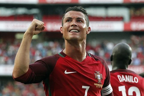 Ronaldo là người mở đầu cho chiến thắng của Bồ Đào Nha. (Nguồn: AP)
