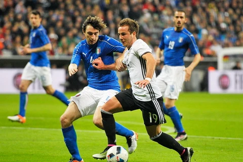 Italy và Đức sẽ đối đầu vào rạng sáng 3/7.