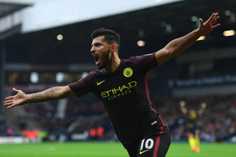 Aguero trở lại 'cứu' Manchester City. (Nguồn: Getty Images)