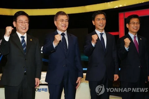 Ai sẽ là người đại diện Đảng Dân chủ cho cuộc bầu cử Tổng thống Hàn Quốc? (Nguồn: Yonhap)