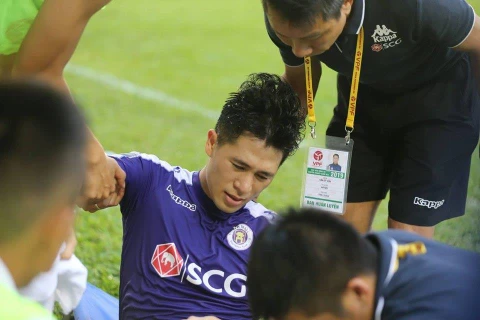Đình Trọng phải sớm chia tay V-League 2019. (Nguồn: HanoiFC)
