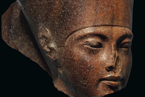 Ai Cập muốn ngăn Christie's đấu giá bức tượng Vua Tutankhamun