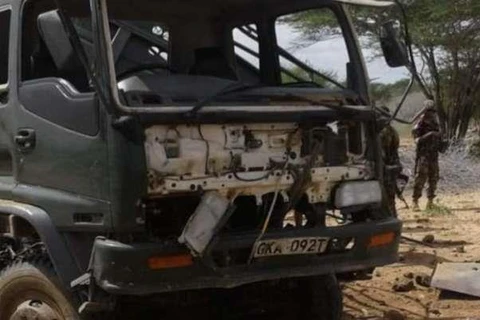 Ít nhất 8 cảnh sát Kenya thiệt mạng sau vụ nổ. (Nguồn: urdupoint.com)