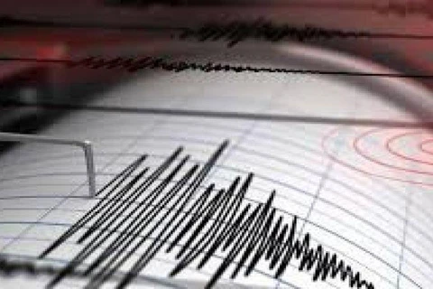 Trận động đất 7,3 độ làm rung chuyển quần đảo của Indonesia