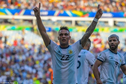 Cận cảnh Argentina hạ Venezuela, thẳng tiến bán kết Copa America
