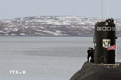 Tàu ngầm Lipetsk của Nga tại căn cứ hạm đội phương Bắc ở ngoài khơi thị trấn Severomorsk (Nga). (Ảnh: AFP/TTXVN)